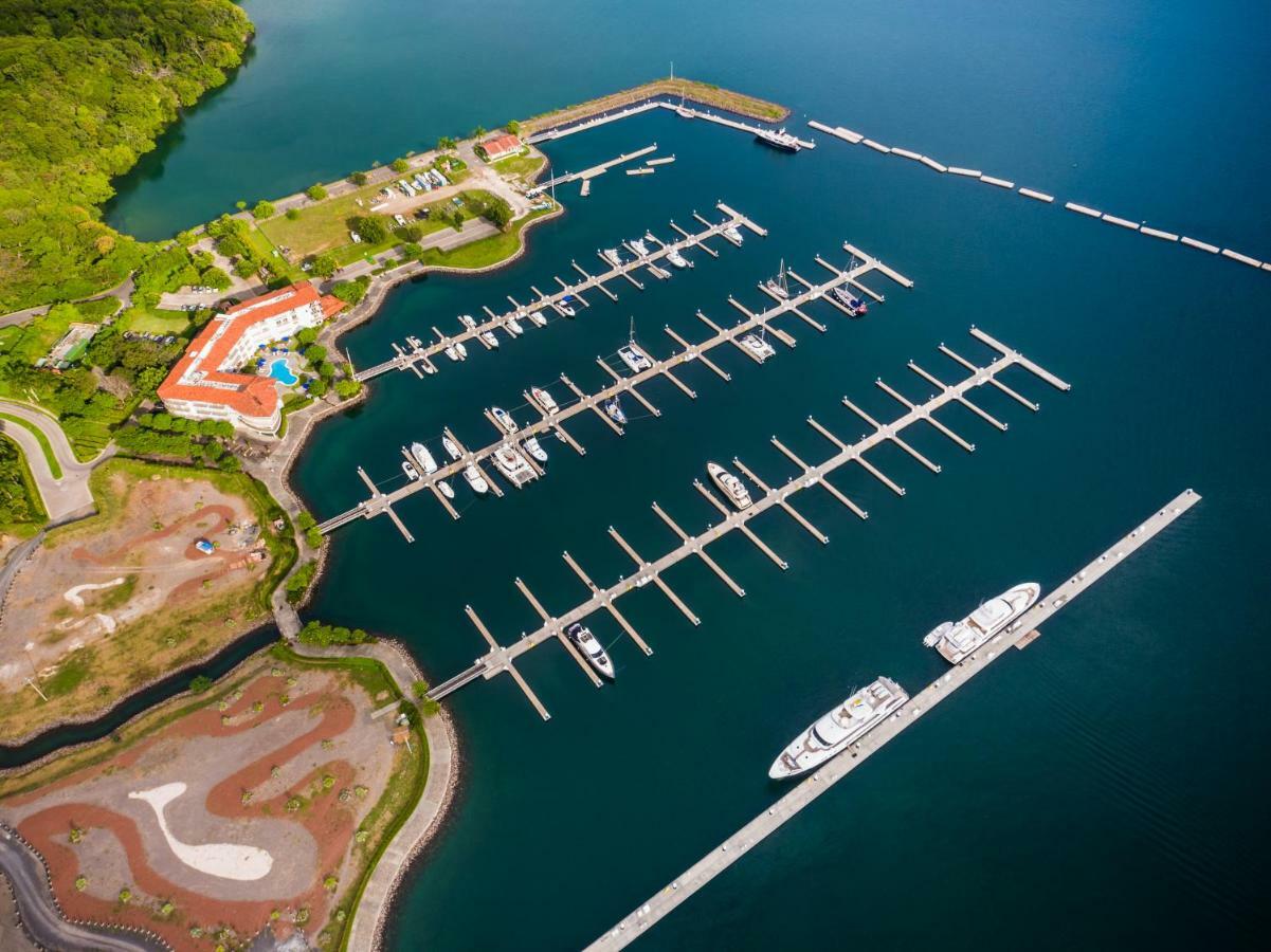 Marina Papagayo Suites Culebra Exteriör bild