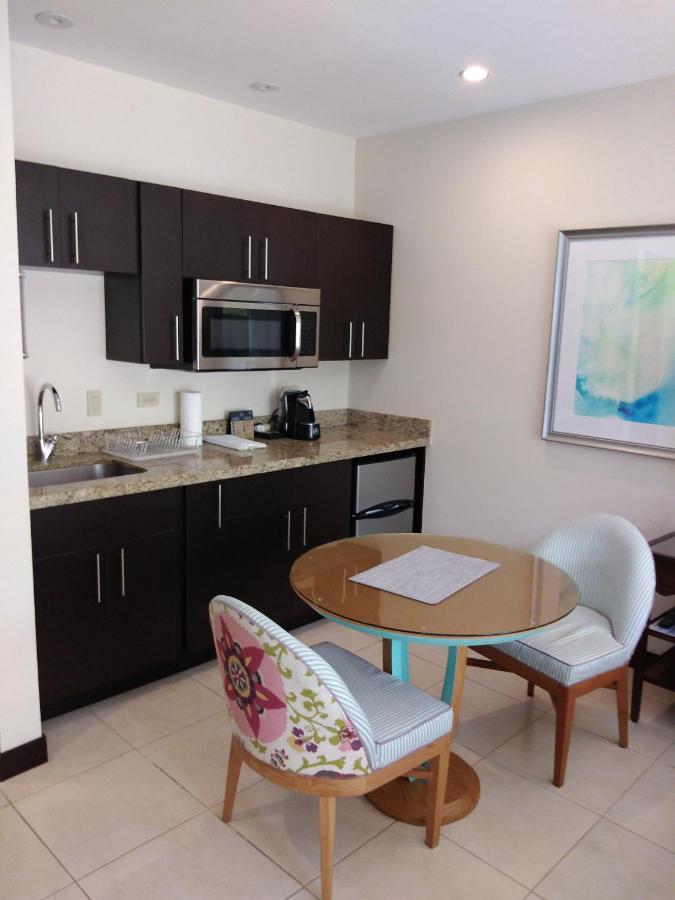 Marina Papagayo Suites Culebra Exteriör bild